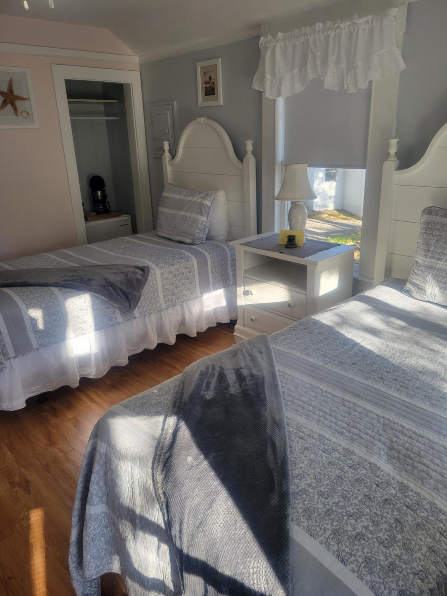 2 River Road Bed and breakfast
